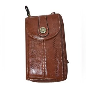 S-Zone NWT Crossbody/Wristlet/Wallet Leather Phone & Card Holder